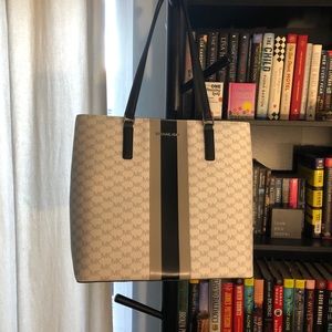 Michael Kors shoulder purse